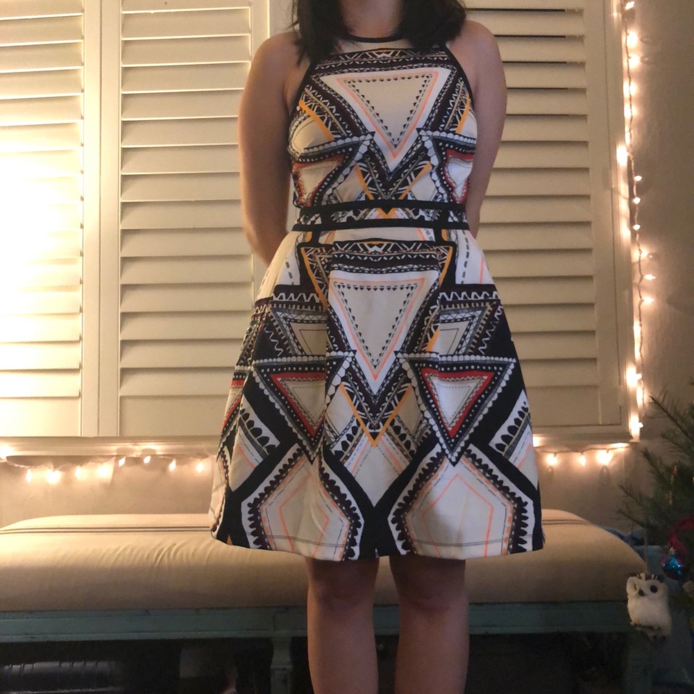 Flouncy graphic print dress